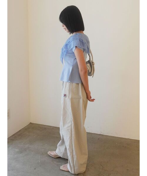 LAGUNAMOON（ラグナムーン）の「メッシュフリルペプラムニットプルオーバー（ニット/セーター・レディース・ブラウン/ホワイト/ブルー・FREE）」の10枚目の写真