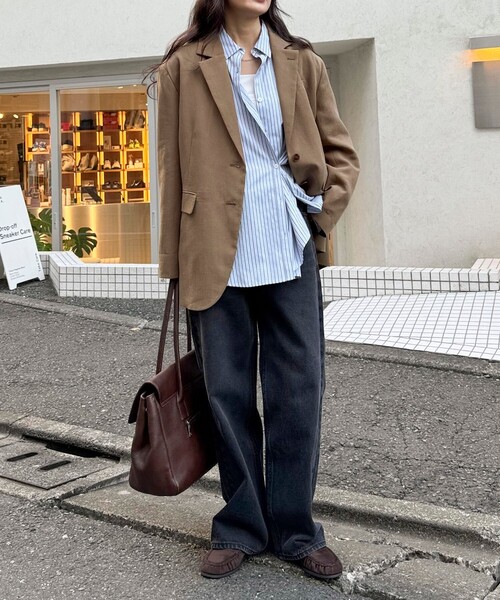 fredy emue（フレディエミュ）の「リネン混ラチネオーバージャケット（テーラードジャケット・レディース・ベージュ/ブラウン・38）」の3枚目の写真