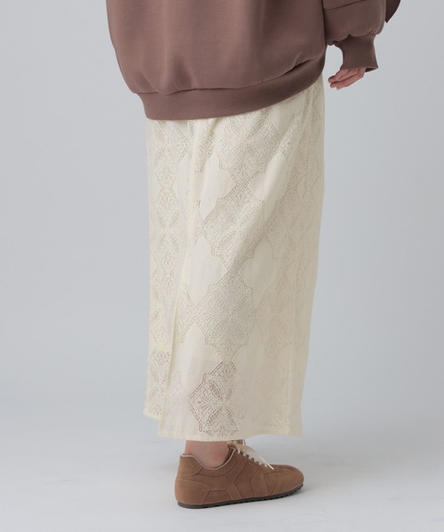 LEPSIM（レプシィム）の「大柄レースナロースカート　630159（スカート・レディース・ブラック/アイボリー・FREE）」の14枚目の写真