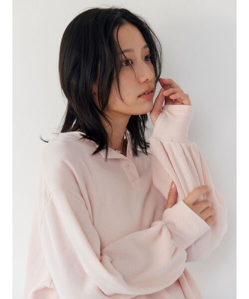 Ungrid(アングリッド)の「【WEB限定】ワッフルヘンリーネックロングスリーブTee(Tシャツ/カットソー・レディース・ピンク/チャコールグレー/アイボリー・FREE)」の5枚目の写真