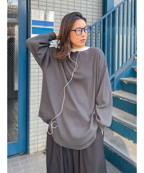 Ungrid(アングリッド)の「【WEB限定】ワッフルヘンリーネックロングスリーブTee(Tシャツ/カットソー・レディース・ピンク/チャコールグレー/アイボリー・FREE)」の16枚目の写真