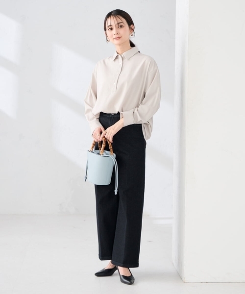 a.v.v(アーヴェヴェ)の「【シワになりにくい】スキッパーシャツ(シャツ/ブラウス・レディース・グレー系その他/ブルー/カーキ・40/38/36)」の15枚目の写真