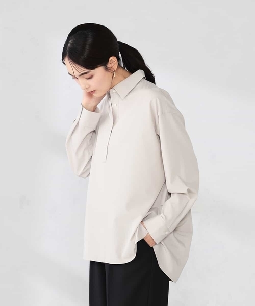 a.v.v(アーヴェヴェ)の「【シワになりにくい】スキッパーシャツ(シャツ/ブラウス・レディース・グレー系その他/ブルー/カーキ・40/38/36)」の16枚目の写真
