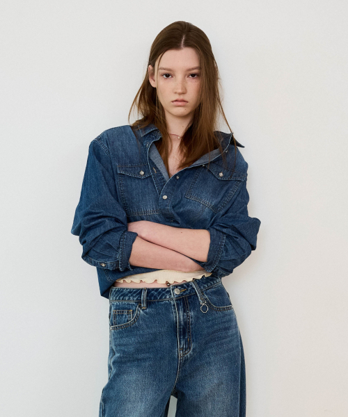 COVERNAT(カバーナット)の「ウィメンズデニムシャツブルー(シャツ/ブラウス・レディース・その他・WS/WM)」の1枚目の写真