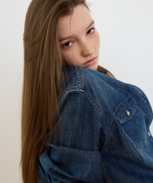 COVERNAT(カバーナット)の「ウィメンズデニムシャツブルー(シャツ/ブラウス・レディース・その他・WS/WM)」の8枚目の写真