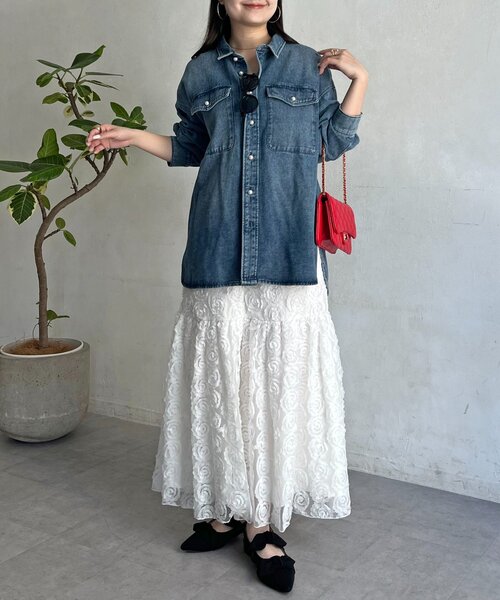 prose verse（プロズヴェール）の「パールボタンオーバーサイズデニムシャツ（シャツ/ブラウス・レディース・サックスブルー/ブルー・FREE）」の16枚目の写真