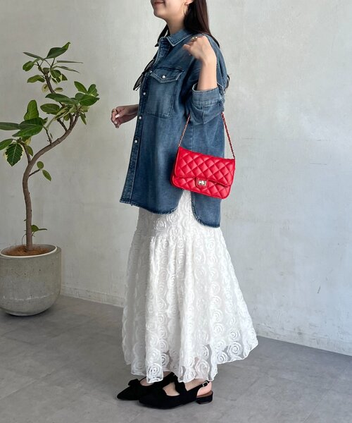 prose verse（プロズヴェール）の「パールボタンオーバーサイズデニムシャツ（シャツ/ブラウス・レディース・サックスブルー/ブルー・FREE）」の18枚目の写真