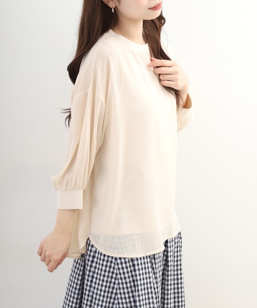 OMNES（オムネス）の「シアーレイヤードボリューム8分袖プルオーバー（Tシャツ/カットソー・レディース・ナチュラル・FREE）」の2枚目の写真