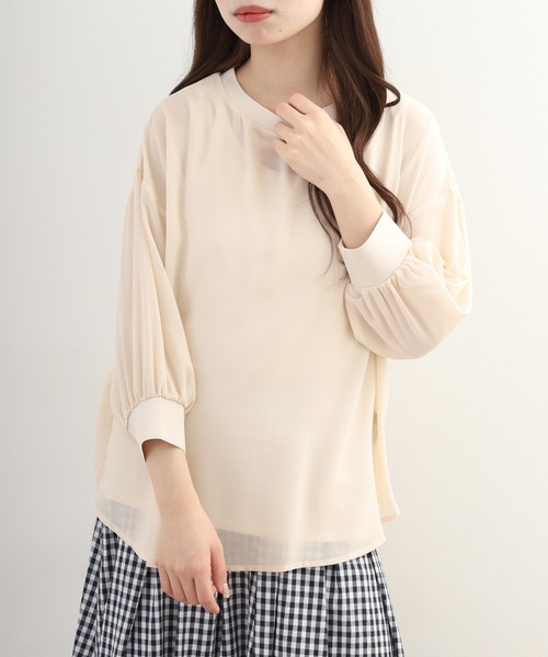 OMNES（オムネス）の「シアーレイヤードボリューム8分袖プルオーバー（Tシャツ/カットソー・レディース・ナチュラル・FREE）」の3枚目の写真
