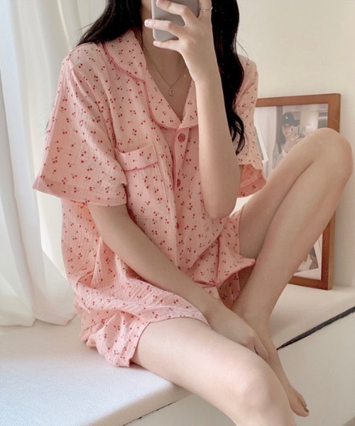 Teem Store(チームストア)の「【新色追加/18柄展開】【2点セット】カラバリ半袖ショーツパジャマ ルームウェア(ルームウェア/パジャマ・レディース・ピンク/その他/アイボリー/その他4/ブラック系その他/その他3/その他2/イエロー/パープル/ブラック/ブルー/ピンク系/アイボリー系2/グリーン系/アイボリー系1/ピンク系その他/ブルー系/イエロー系/ピンク系その他2・L/M)」の13枚目の写真