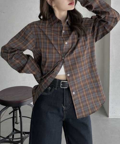 TREOVER(トレオーバー)の「ゆったりシルエットが魅力のオーバーサイズチェックシャツ(シャツ/ブラウス・レディース・ピンク/ブラウン/オフホワイト/ブルー・FREE)」の2枚目の写真