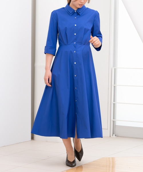 STRAWBERRY-FIELDS(ストロベリーフィールズ)の「エステネージュライト_ダブルカラー美シルエットシャツワンピース(シャツワンピース・レディース・ベージュ/ネイビー/ブルー・2)」の3枚目の写真