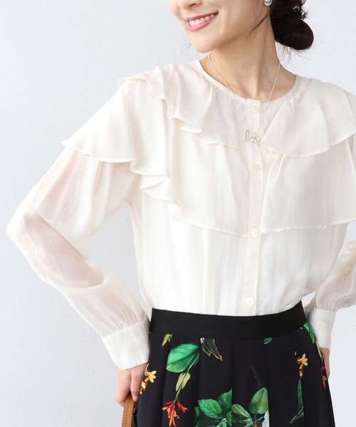 Jines（ジネス）の「ラッフルフリルブラウス（シャツ/ブラウス・レディース・ブラック/ベージュ/ホワイト・38）」の13枚目の写真