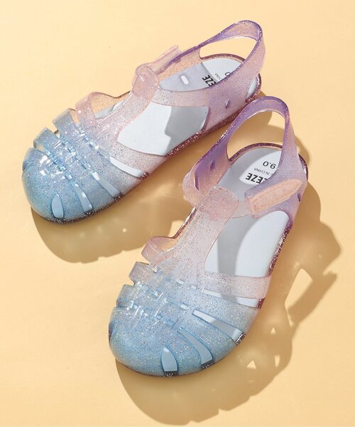 BREEZE（ブリーズ）の「ジェリーサンダル（サンダル・キッズ・ラベンダー/レインボー/ピンク・19/18/17/16/15 /14）」の3枚目の写真