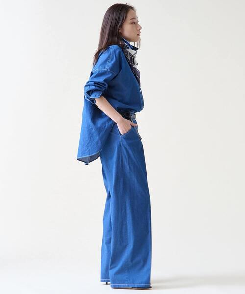 Tiara(ティアラ)の「デニムシャツ(シャツ/ブラウス・レディース・インディゴブルー/ライトブルー・FREE)」の16枚目の写真