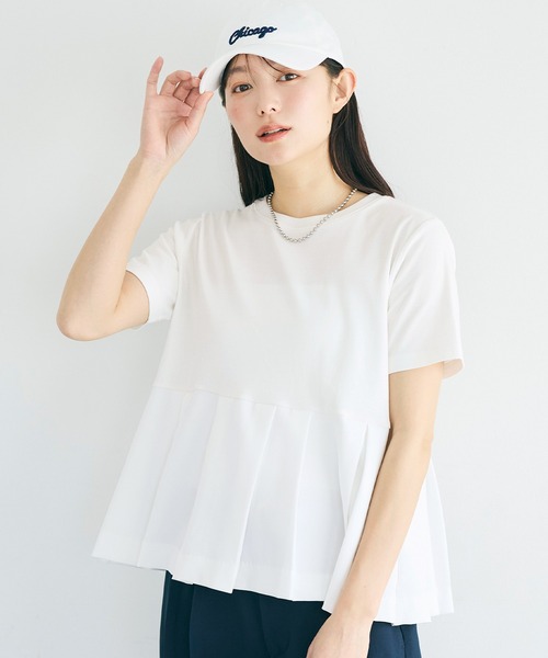 coca(coca)(コカ)の「タック異素材切替Tシャツ(Tシャツ/カットソー・レディース・ホワイト/ブラック・M/L/S)」の2枚目の写真