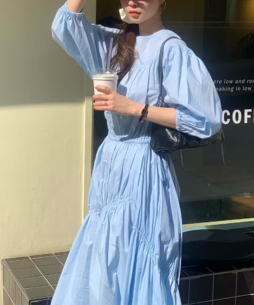 FREE STYLISTS(フリー スタイリスト)の「YUGA_YGMC Korean style pleated flared dress(ワンピース・レディース・ホワイト/ライトブルー・FREE)」の4枚目の写真