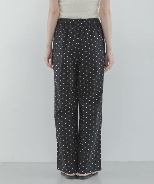 URBAN RESEARCH Sonny Label(アーバンリサーチサニーレーベル)の「『WEB限定』ドットプリントイージーパンツ(その他パンツ・レディース・ドット・36/38)」の11枚目の写真