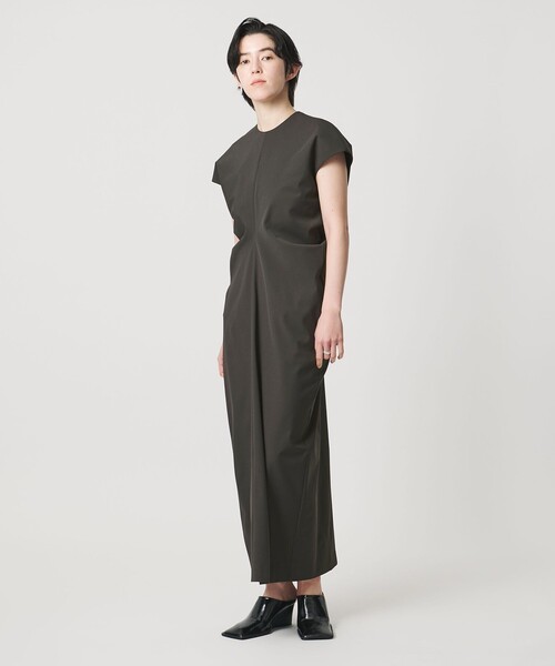 MARW UNITED ARROWS(マルゥ ユナイテッドアローズ)の「<MARW UNITED ARROWS>ウエスト ドレープ ワンピース(ワンピース・レディース・ダークグレー/ブラック・38/36)」の3枚目の写真