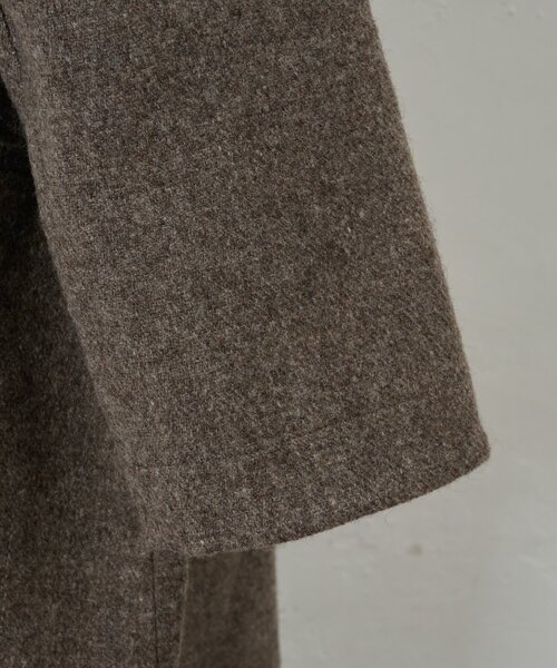 LIVETART(リヴェタート)の「《KHADI&CO》ショールカラーロングコート(その他アウター・レディース・ホワイト・MEDIUM)」の17枚目の写真