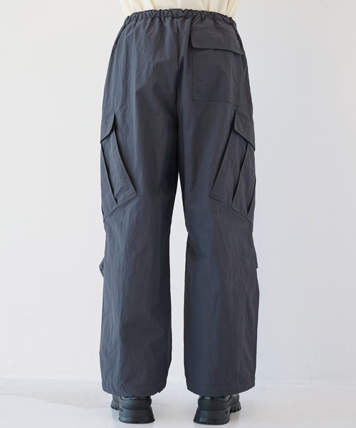 markaware(マーカウェア)の「【MARKAWARE/マーカウェア】別注 OVER PANTS(カーゴパンツ・メンズ・ダークグレー/ブラック・2/1)」の12枚目の写真