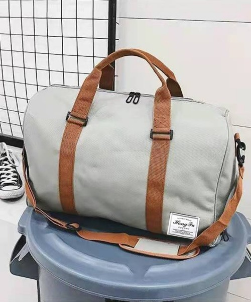 SEU(エスイーユー)の「【3WAY】シューズ収納付き 大容量 ボストンバッグ 撥水 トラベルバッグ 旅行 シンプル きれいめカジュアル ショルダー(ボストンバッグ・レディース・グレー/ブラック/グリーン/ベージュ/ネイビー・フリー)」の3枚目の写真
