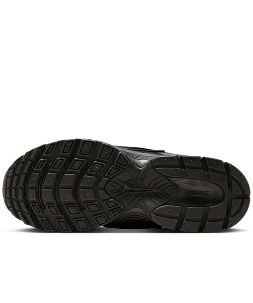 NIKE(ナイキ)の「ナイキ NIKE ナイキ ウィメンズV5 RNR(スニーカー・レディース・ブラック×ブラック・23.0cm/23.5cm/24.0cm/24.5cm/25.0cm)」の6枚目の写真