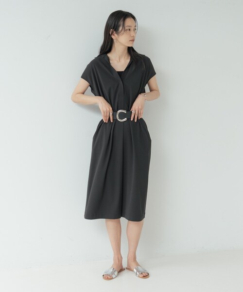 GALLEST（ギャレスト）の「Comfy SET UP｜スキッパーワンピース【通勤／接触冷感／UVカット】（ワンピース・レディース・キャメル/オリーブ/ブラック/グレー系その他6・38/34）」の13枚目の写真
