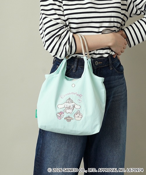 unify(ユニファイ)の「【unify × Sanrio characters(サンリオキャラクターズ) 】軽撥水 ショルダーバッグ ハンドバッグ SUPK-02(ショルダーバッグ・レディース・サックスブルー/ブラック/ラベンダー/ネイビー/ミント/ライトグレー・ONE SIZE)」の4枚目の写真