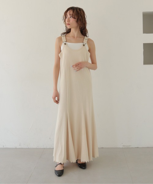 CLEIO（クレイオ）の「【CLEIO】リブテレコサロペットワンピース RIB TELECO SALOPETTE ONE-PIECE（ワンピース・レディース・ホワイト/チャコールグレー・SMALL/MEDIUM）」の3枚目の写真