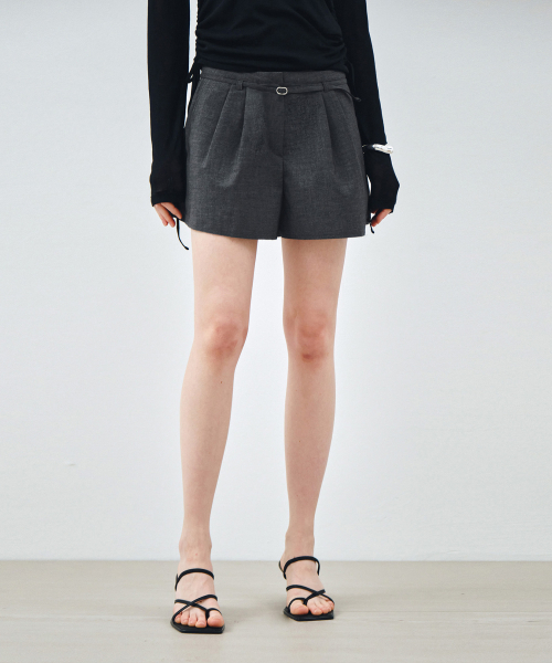 MONGDOL（モンドル）の「[ベルトSET] クラシックツーピンタックショートパンツチャコール MDPT079CHARCOAL（その他パンツ・レディース・その他・SMALL/MEDIUM）」の4枚目の写真