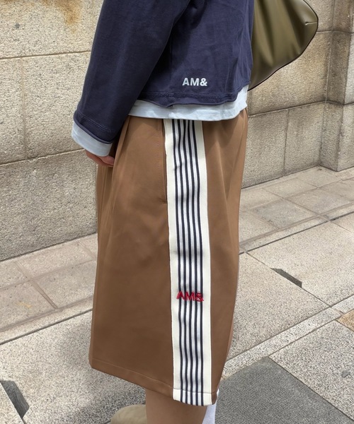 SELAN（セラン）の「【ユニセックス】トラックラインハーフパンツ（その他パンツ・メンズ・ブラウン/ネイビー・MEDIUM/LARGE）」の6枚目の写真