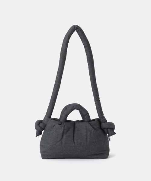 OLEND(オレンド)の「【WEB+一部店舗限定】OLEND / オレンド MINI ONA SOFT BAG(ショルダーバッグ・レディース・オレンジ/レッド/ネイビー/ブラック/ベージュ/カーキ・FREE)」の4枚目の写真