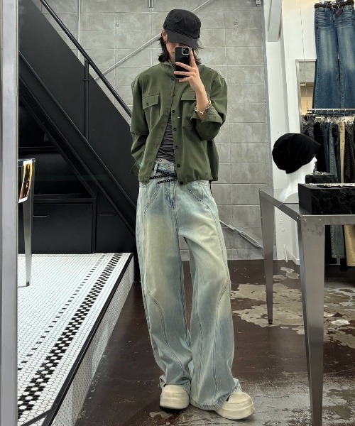 Chikashitsu +（チカシツプラス）の「【Chikashitsu +】wave curved denim pants / 【チカシツプラス】ウェーブカーブデニムパンツ（デニムパンツ・メンズ・ライトブルー・M/S/L）」の21枚目の写真