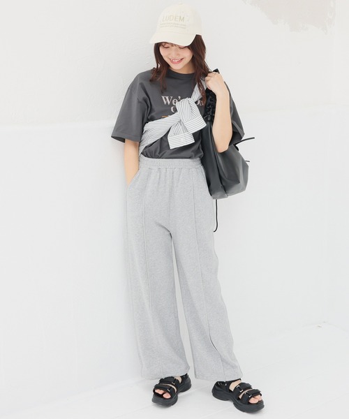 Honeys(ハニーズ)の「【UVカット】ロゴプリントゆるTシャツ(Tシャツ/カットソー・レディース・アイボリー/スミクロ/グリーン/ピンク/イエロー・L/LL/M/S)」の11枚目の写真