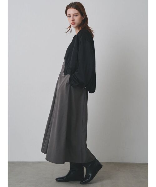 ELENDEEK(エレンディーク)の「V NECK FORM OP(ワンピース・レディース・グレー/ブラック・2/1/FREE)」の9枚目の写真