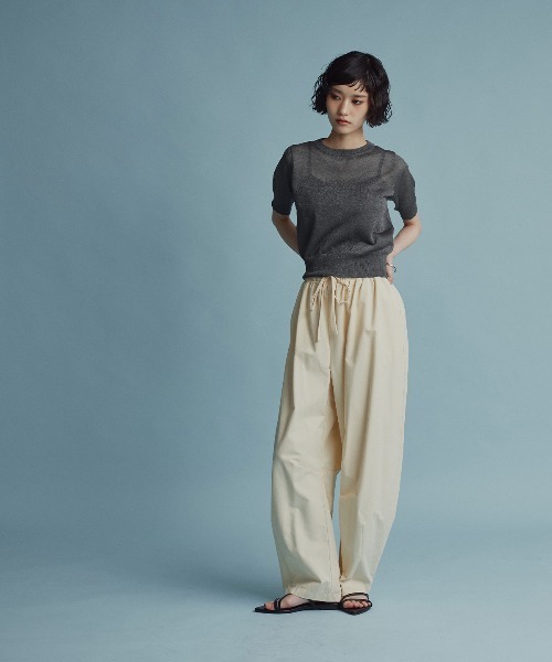 W:Huku(フーク)の「【W:Huku / バイカラーシャイニーニット】シアー ハーフスリーブ トップス(ニット/セーター・レディース・オレンジ/オフホワイト/ベージュ/ブラウン/チャコール・FREE)」の10枚目の写真