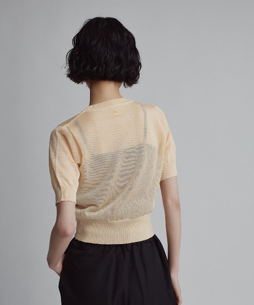 W:Huku(フーク)の「【W:Huku / バイカラーシャイニーニット】シアー ハーフスリーブ トップス(ニット/セーター・レディース・オレンジ/オフホワイト/ベージュ/ブラウン/チャコール・FREE)」の13枚目の写真