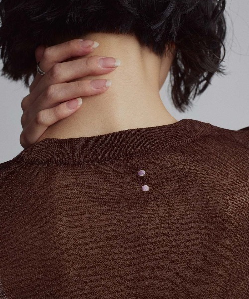 W:Huku(フーク)の「【W:Huku / バイカラーシャイニーニット】シアー ハーフスリーブ トップス(ニット/セーター・レディース・オレンジ/オフホワイト/ベージュ/ブラウン/チャコール・FREE)」の21枚目の写真