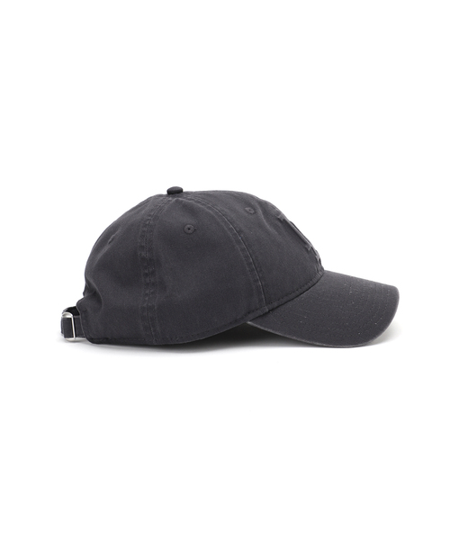 Spick & Span（スピックアンドスパン）の「《別注 / 》NEW ERA / ニューエラ 940UNST EMBOSS*（キャップ・レディース・ベージュ/グレー・FREE）」の4枚目の写真