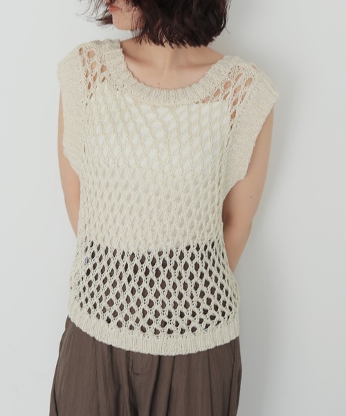 cheriella(シェリエラ)の「【cheriella】前後2WAYメッシュニットベスト 2WAY MESH KNIT VEST(ベスト・レディース・アイボリー/ブラック・FREE)」の8枚目の写真