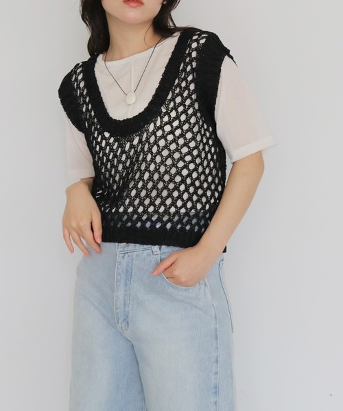 cheriella（シェリエラ）の「【cheriella】前後2WAYメッシュニットベスト　2WAY MESH KNIT VEST（ベスト・レディース・アイボリー/ブラック・FREE）」の22枚目の写真