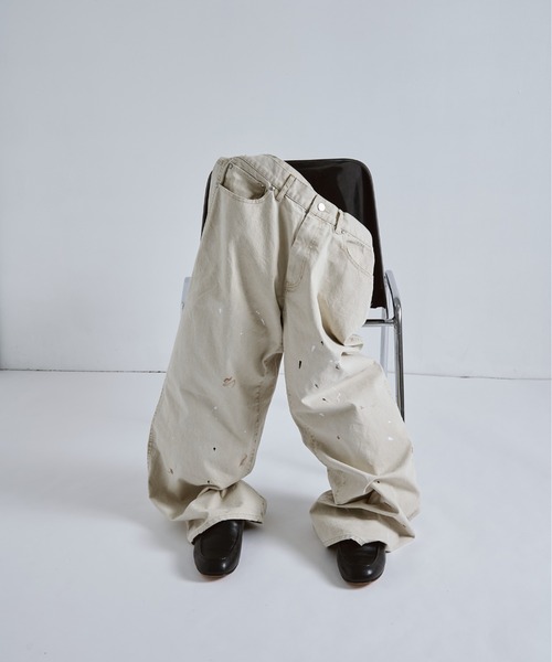 NVRFRGT｜ネヴァーフォーゲット（メンズ）のデニムパンツ（ベージュ系