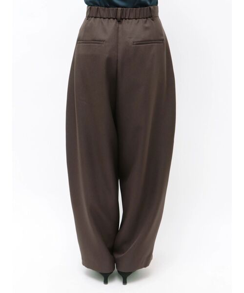 TONAL（トーナル）の「パウダーツイルカーブパンツ（スラックス・レディース・ブラウン/チャコールグレー/ピンク・MEDIUM/SMALL）」の14枚目の写真