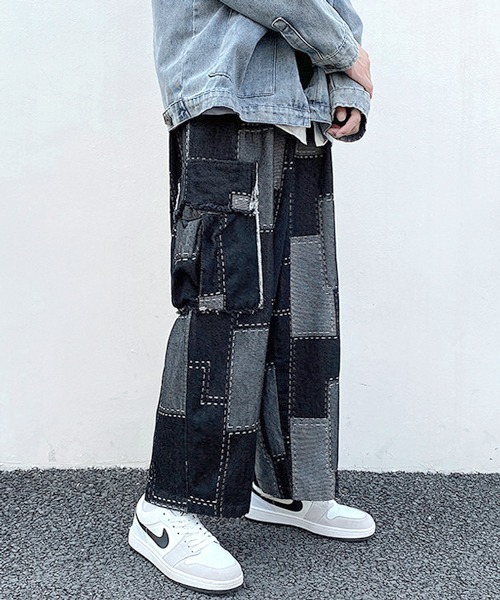 FVLMEN(フルメン)の「【FVLMEN】remake patch work stitch cut off fringe pocket cargo denim Pants/リメイク パッチワーク ステッチ カットオフ フリンジ ポケット カーゴ デニム パンツ(デニムパンツ・メンズ・ブルー/ブラック・X-LARGE/MEDIUM/LARGE)」の19枚目の写真