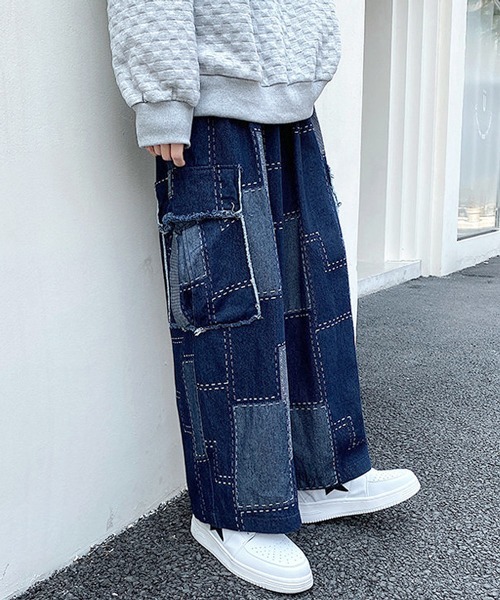 FVLMEN(フルメン)の「【FVLMEN】remake patch work stitch cut off fringe pocket cargo denim Pants/リメイク パッチワーク ステッチ カットオフ フリンジ ポケット カーゴ デニム パンツ(デニムパンツ・メンズ・ブルー/ブラック・X-LARGE/MEDIUM/LARGE)」の10枚目の写真
