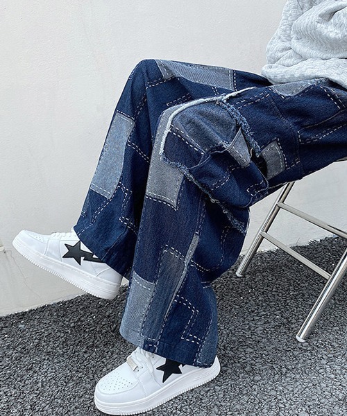 FVLMEN(フルメン)の「【FVLMEN】remake patch work stitch cut off fringe pocket cargo denim Pants/リメイク パッチワーク ステッチ カットオフ フリンジ ポケット カーゴ デニム パンツ(デニムパンツ・メンズ・ブルー/ブラック・X-LARGE/MEDIUM/LARGE)」の12枚目の写真