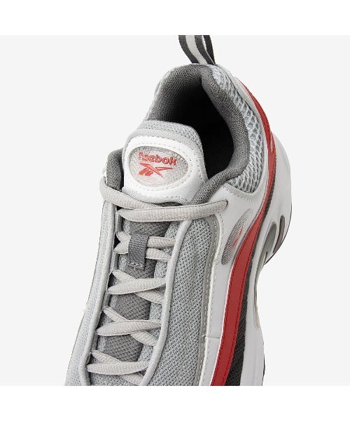 Reebok(リーボック)の「デイトナ DMX / RBK DAYTONA DMX(スニーカー・メンズ・ネイビー/ホワイト・27.0cm/23.5cm/26.5cm/25.5cm/30.0cm/25.0cm/29.0cm/23.0cm/26.0cm/27.5cm/24.0cm/24.5cm/28.5cm/28.0cm)」の8枚目の写真
