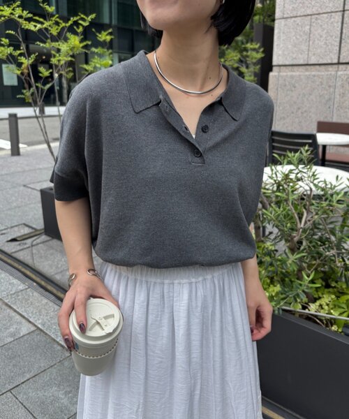 Jena espace merveilleux（ジェナ　エスパスメルヴェイユ）の「半袖ニットポロ（ニット/セーター・レディース・ブラウン/グレー・FREE）」の13枚目の写真