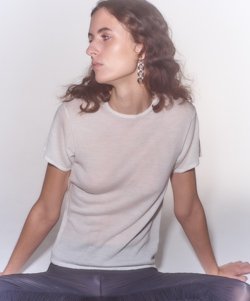 IRIS47（イリスフォーセブン）の「【IRIS 47】bare cashmere T-shirt/ベア カシミヤ ティーシャツ dress39（Tシャツ/カットソー・レディース・ダークグレー/ブラック/ホワイト・FREE）」の2枚目の写真